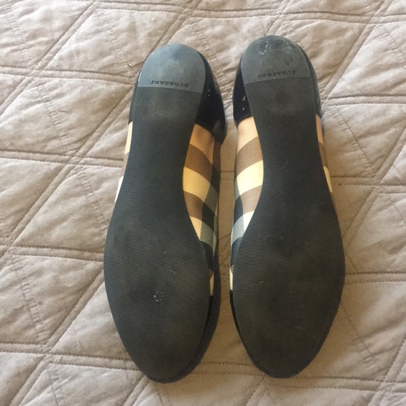 Burberry Ballet Flats! EUC! - Picture 5 of 5